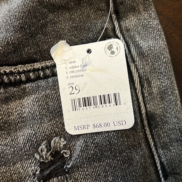 Free People
Loving Good Vibrations Shorts - Picture 11 of 11